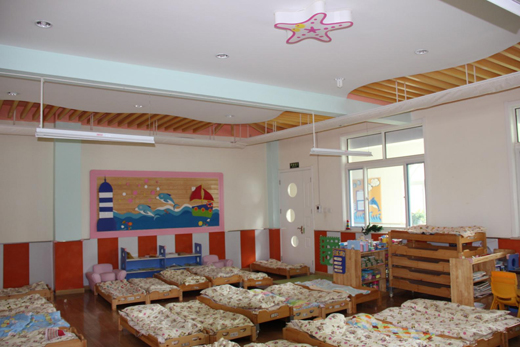 �����Ϳ˽������L(f��ng)�M(j��n)У�@�����}��(b��o)������ƪ֮��(bi��o)��(zh��n)�׃��@